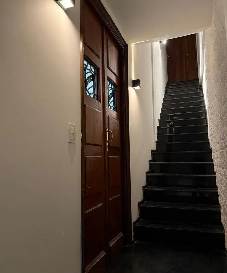 Departamento en venta - 2 Dormitorios 2 Baños - Cochera - 112Mts2 - Monte Grande 3
