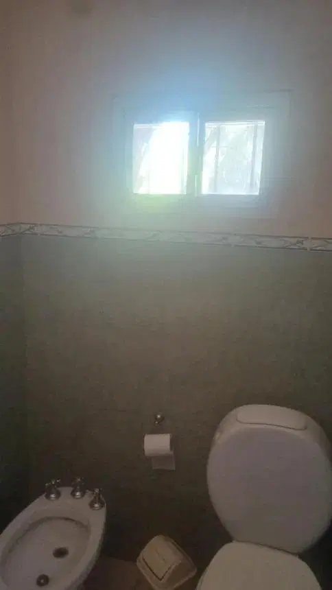 Casa en venta - 3 Dormitorios 4 Baños - Cochera - 5.500Mts2 - Alejandro Korn 2