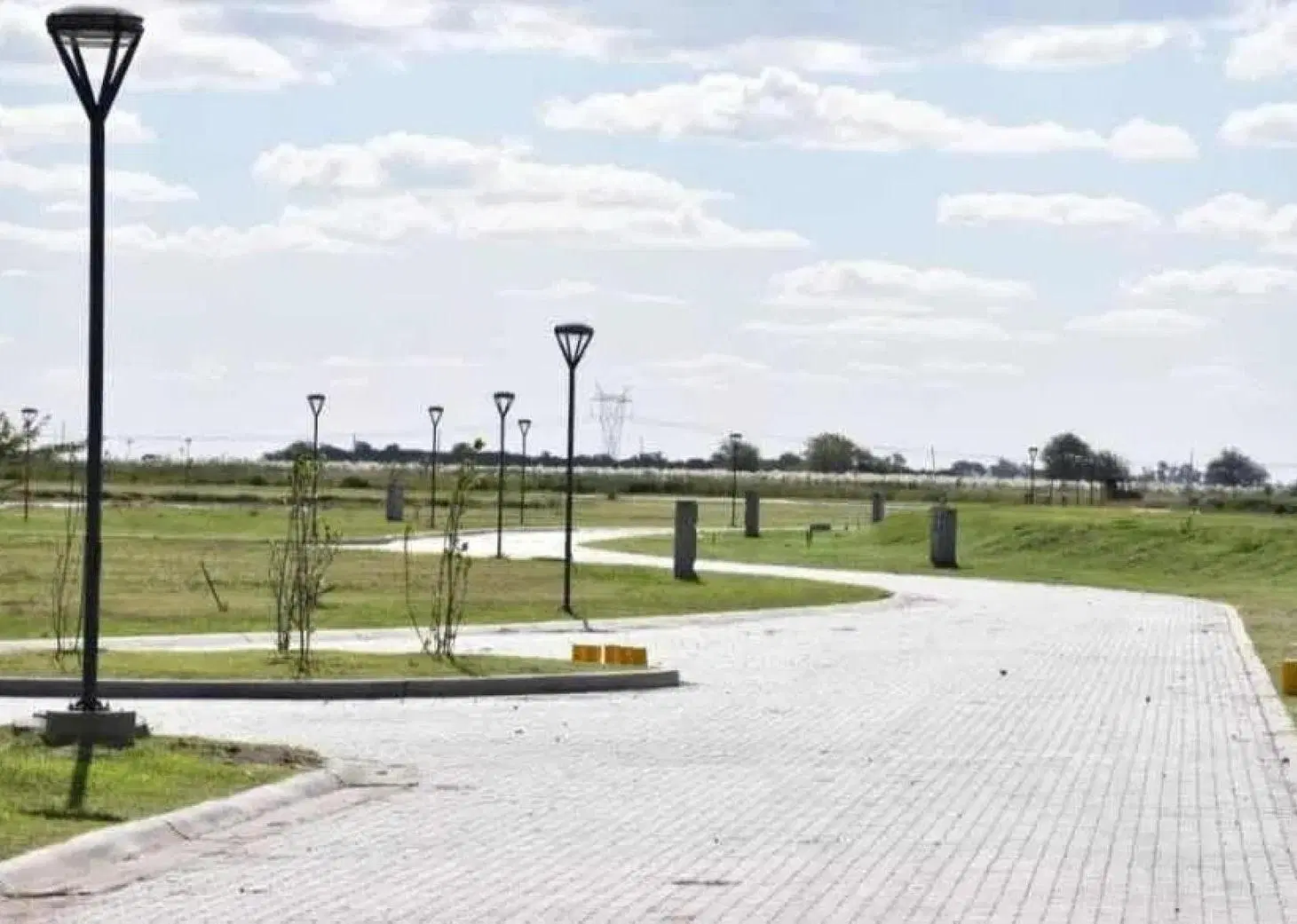 Terreno en venta - 752mts2 - Santa Clara al Sur 4