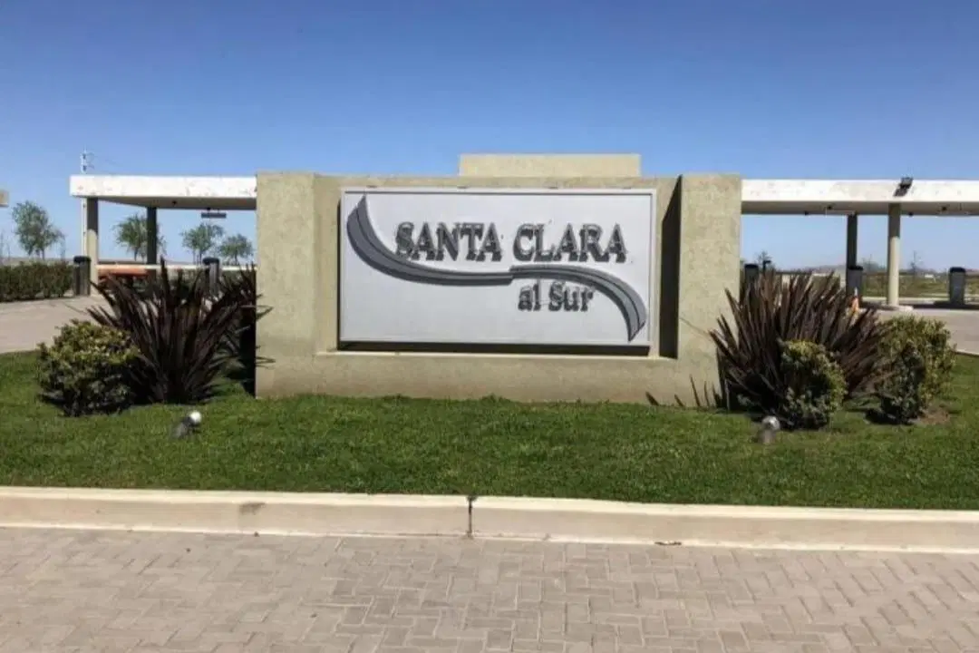 Terreno en venta - 872mts2 - Santa Clara al Sur 4