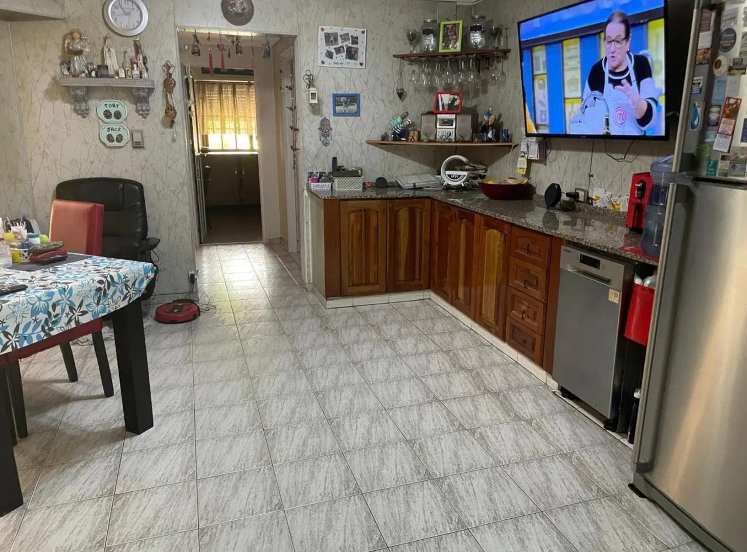 Casa en venta - 3 Dormitorios 4 Baños - Ramos Mejía 3