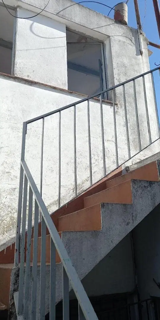 Casa en venta - 2 Dormitorios 1 Baño - 82,81Mts2 - Lomas del Mirador, La Matanza 5