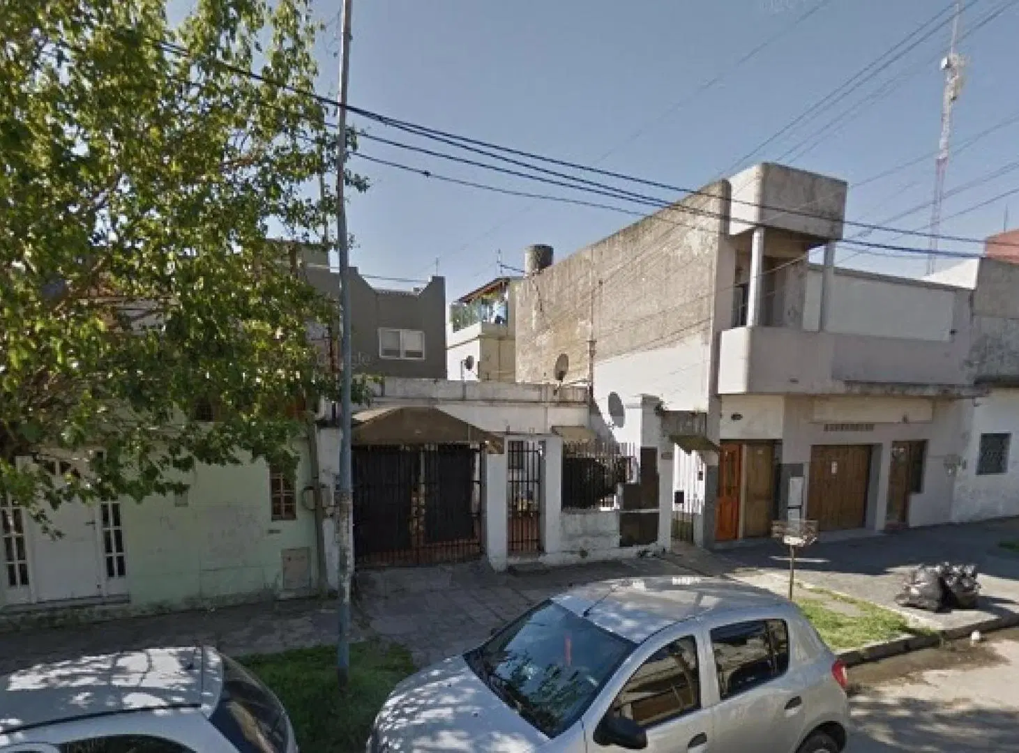 Casa en venta - 1 Dormitorio 1 Baño - Lanús 5