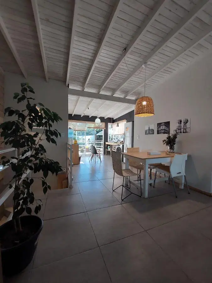 Casa en venta - 3 dormitorios 2 baños 457mts2 - Santa Teresita 3