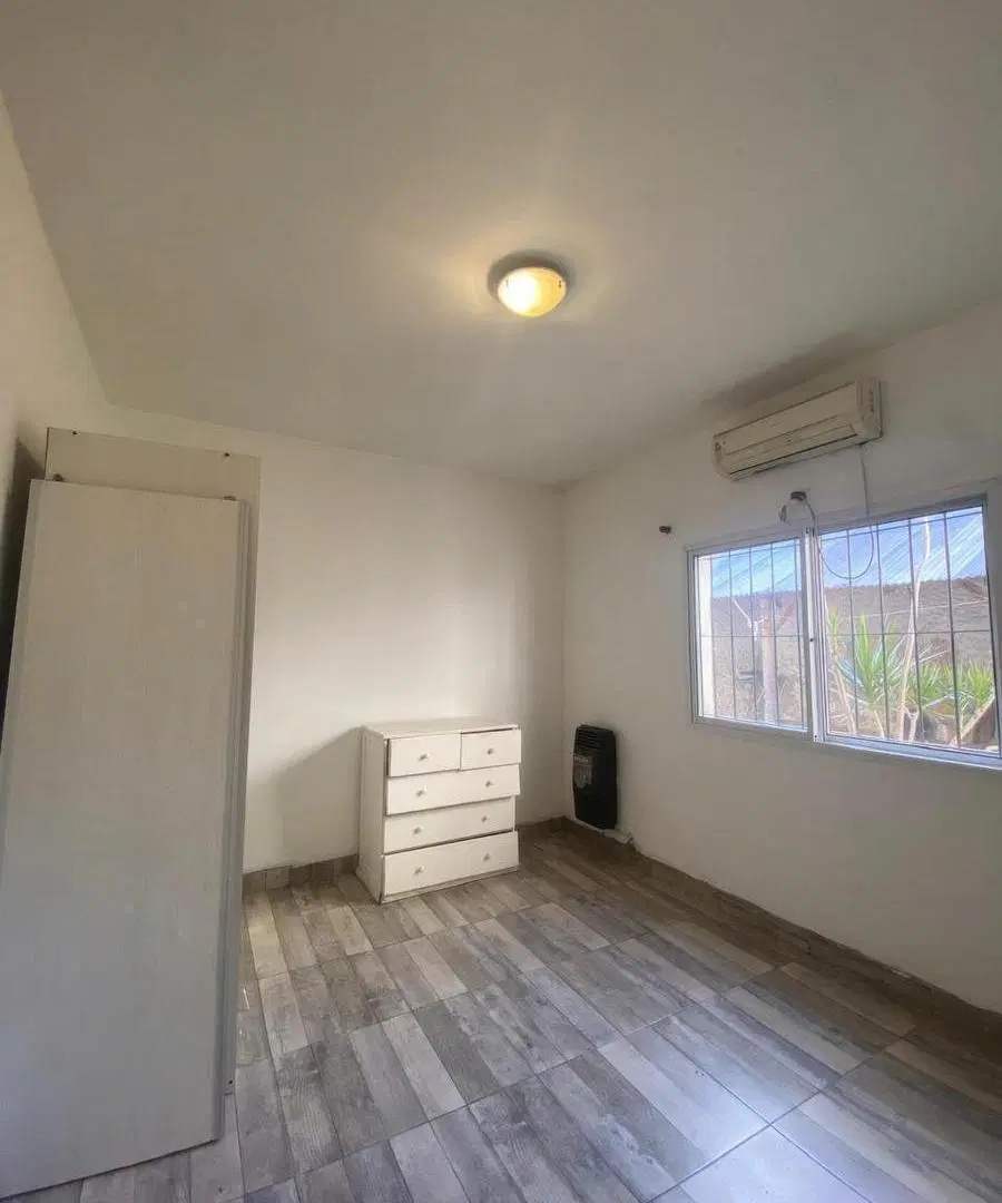 Departamento en venta - 2 Dormitorios 1 Baño - Cochera - 240Mts2 - Campana 1