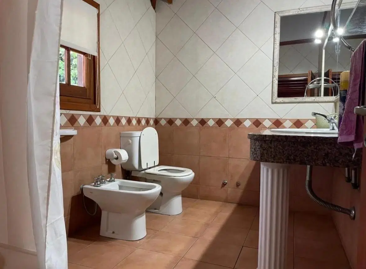 Casa en alquiler - 3 Dormitorios 2 Baños - Mar del Plata 3