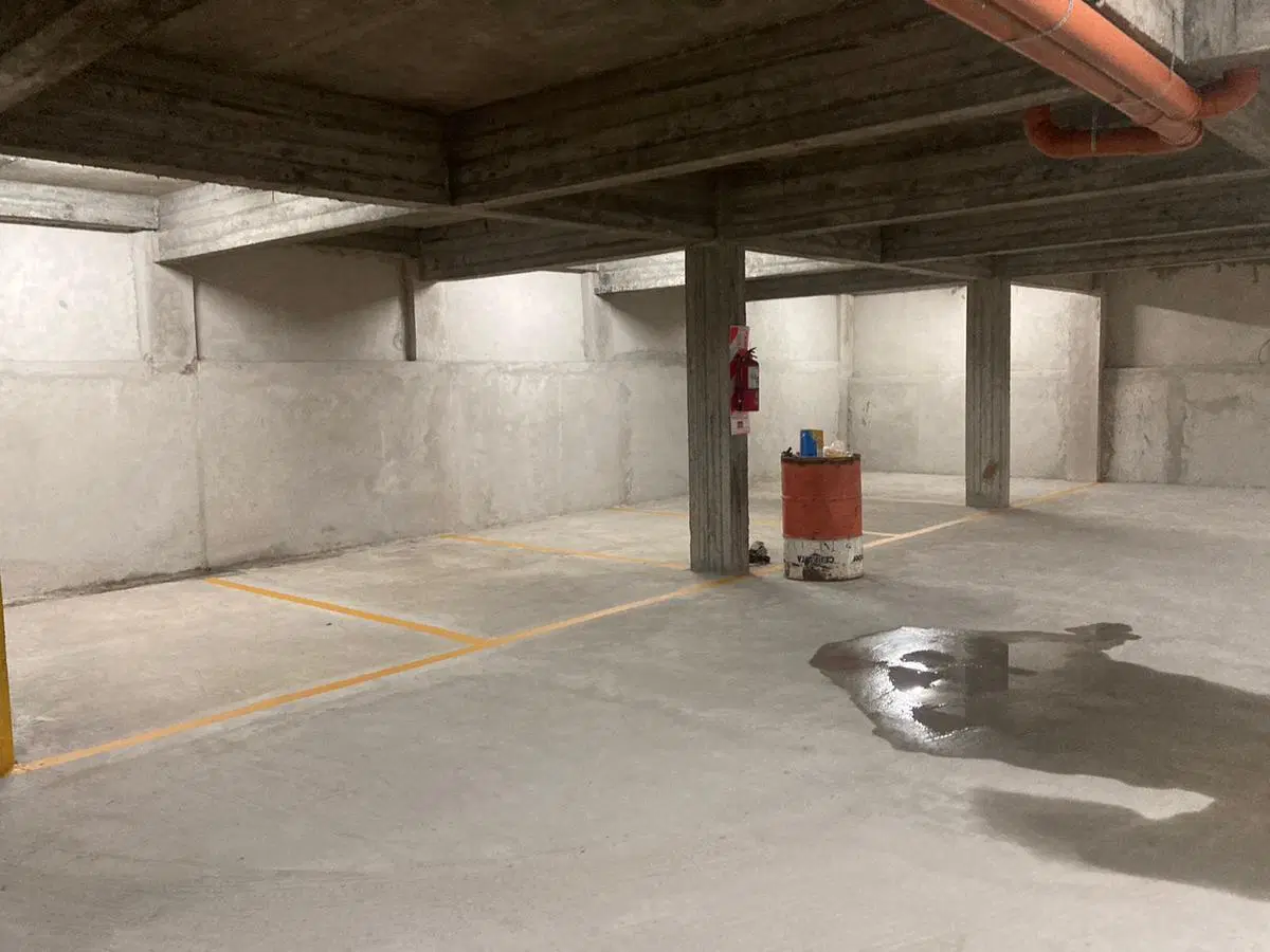 Cocheras cubiertas venta - 12mts2 - La Plata 3