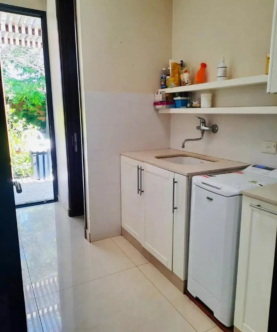 Casa en venta - 2 Dormitorios 3 Baños - Cochera - 1000Mts2 - Cañuelas 8