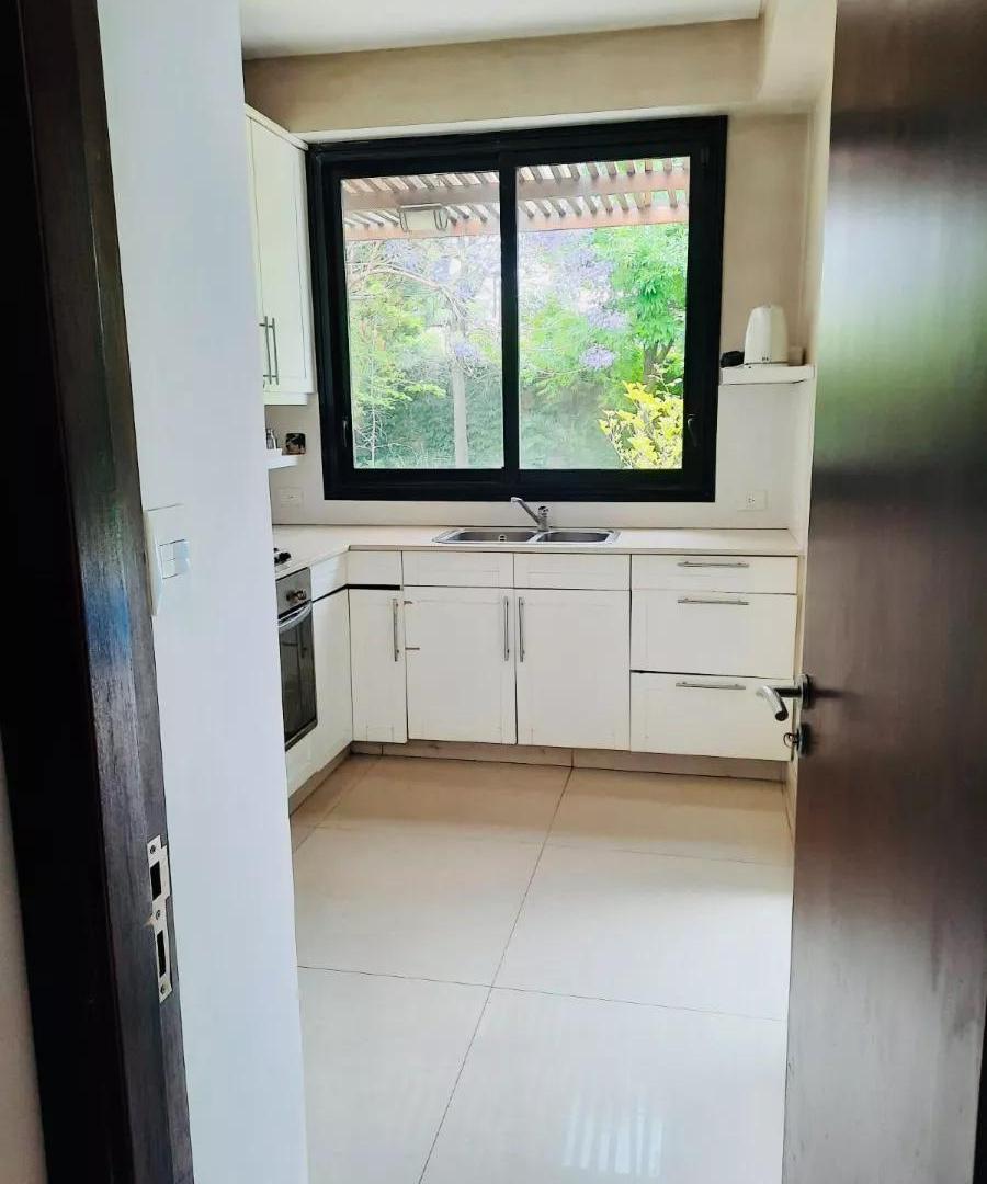 Foto de Casa en venta - 2 Dormitorios 3 Baños - Cochera - 1000Mts2 - Cañuelas, imagen 5