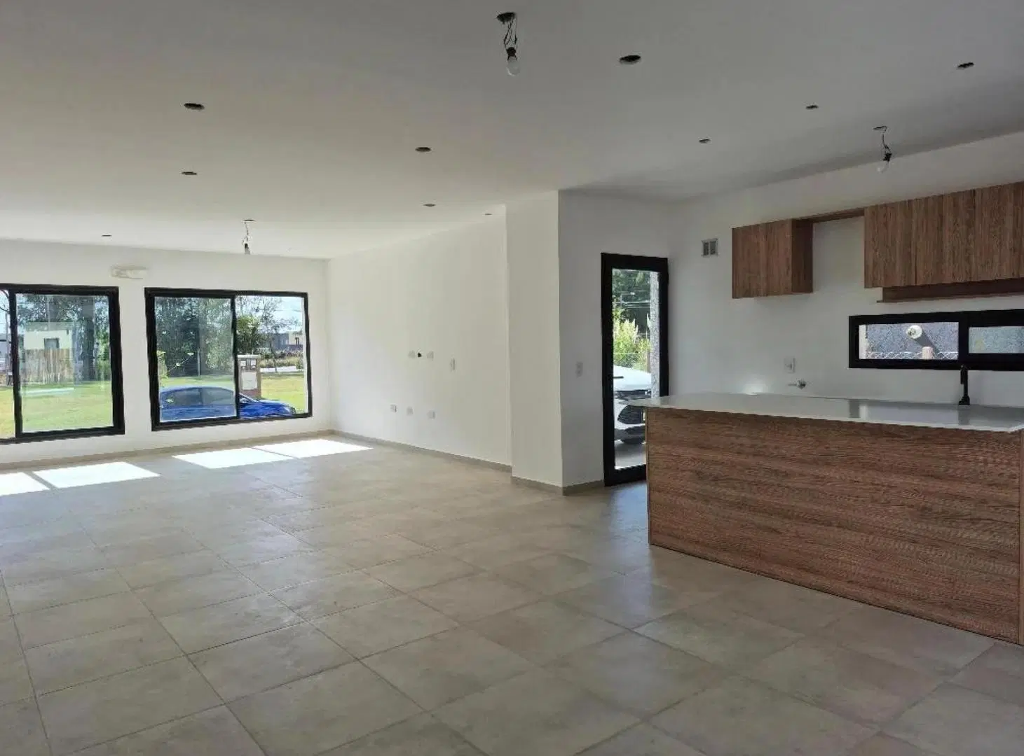 Casa en Venta - 4 Dormitorios 4 Baños - 452mts - Pilar del Este 4
