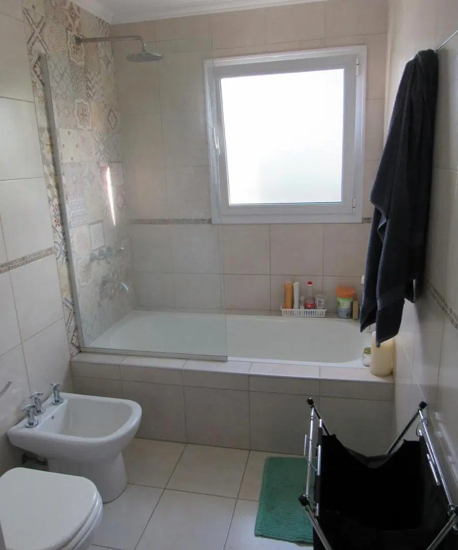 Casa en venta - 3 Dormitorios 3 Baños - Cochera - 1.600Mts2 - Chivilcoy 5