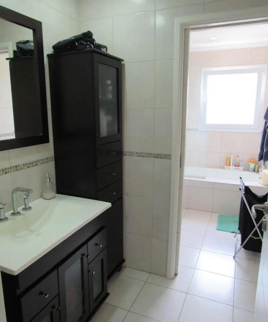 Casa en venta - 3 Dormitorios 3 Baños - Cochera - 1.600Mts2 - Chivilcoy 4