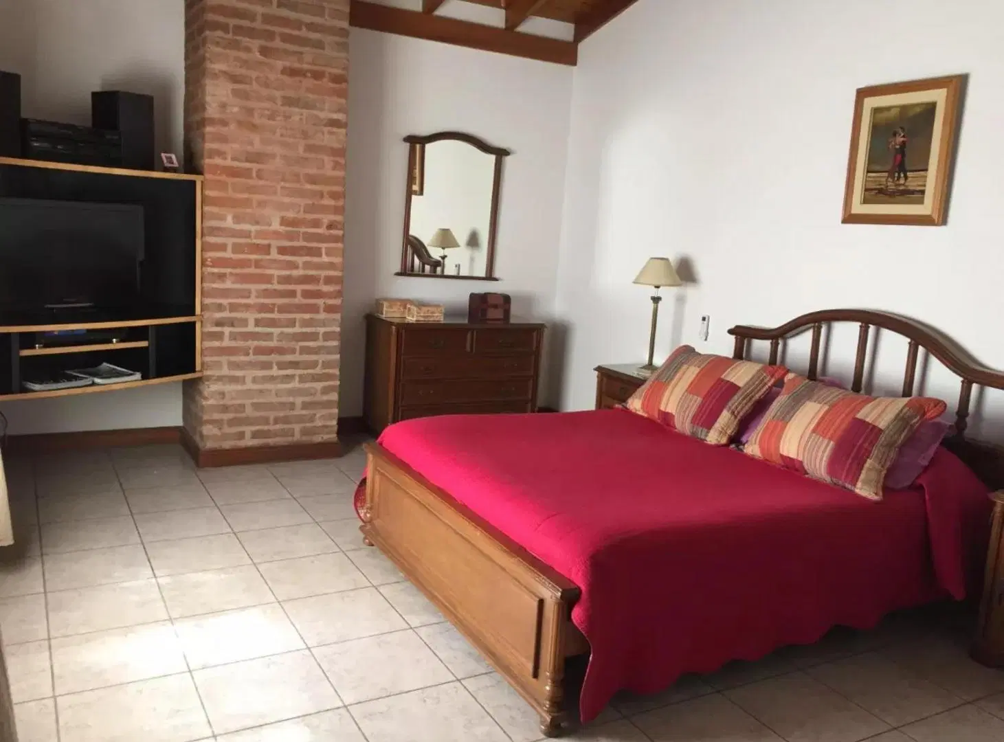 Casa en venta - 4 Dormitorios 5 Baños - Local - 380Mts2 - Olivos 1