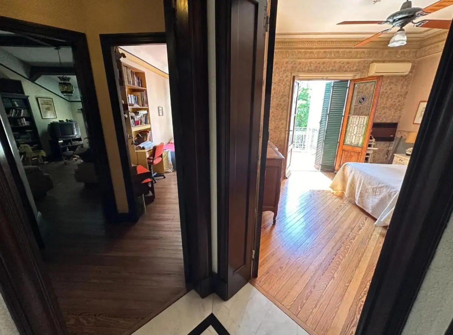 Casa en venta - 8 Dormitorios 5 Baños - Villa Devoto 8
