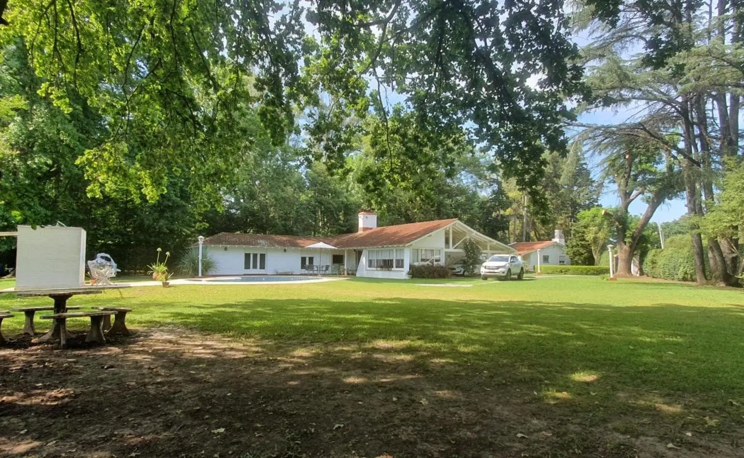 Casa en venta - 3 Dormitorios 4 Baños - Escobar 4