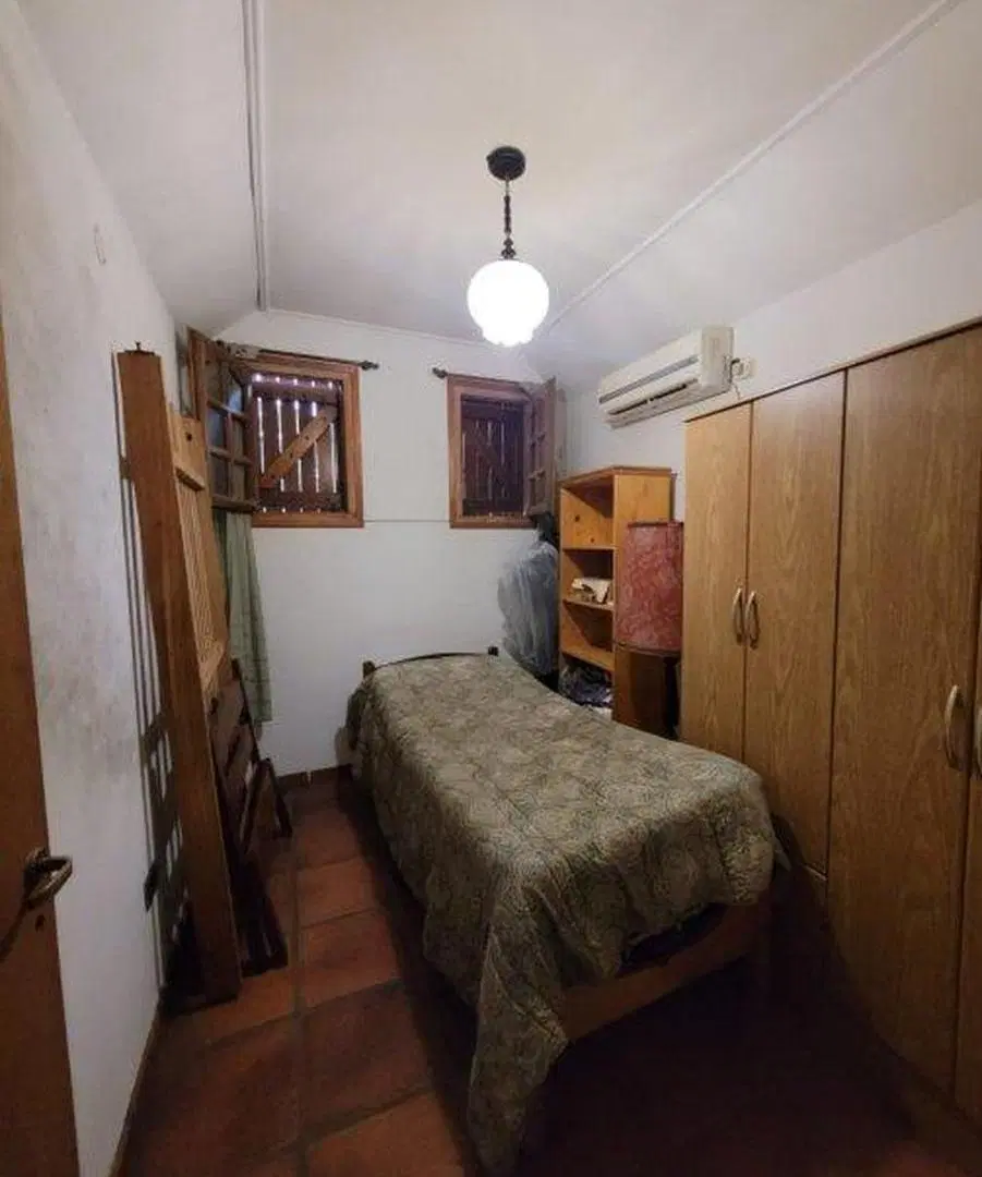 Casa en venta - 3 Dormitorios 2 Baños - Cochera - 270Mts2 - Alejandro Korn 4