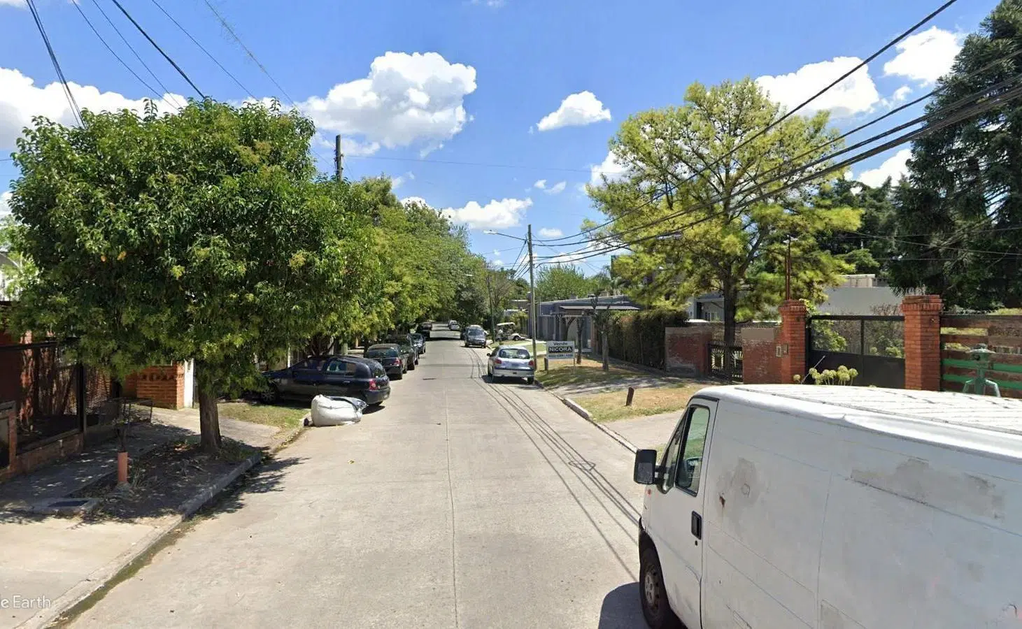 Casa en venta - 2 Dormitorios 2 Baños - Ituzaingó 2