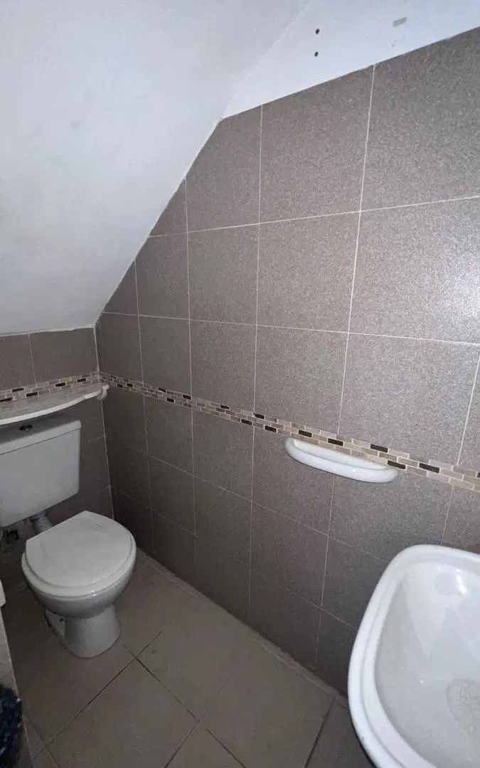 Departamento en venta - 3 Dormitorios 2 Baños - Pinamar 4
