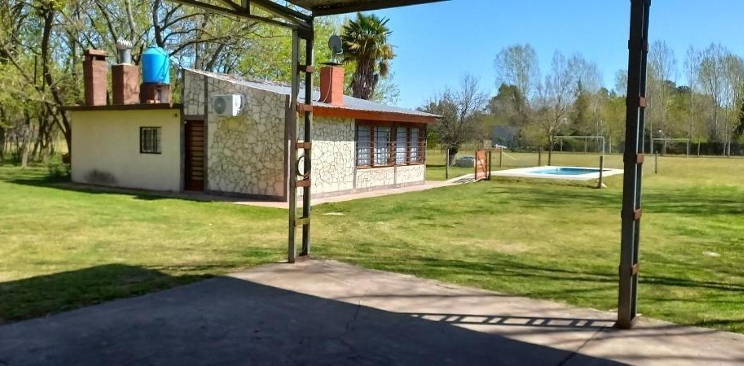 Casa en venta - 2 Dormitorios 1 Baño - Cochera - Abasto, La Plata