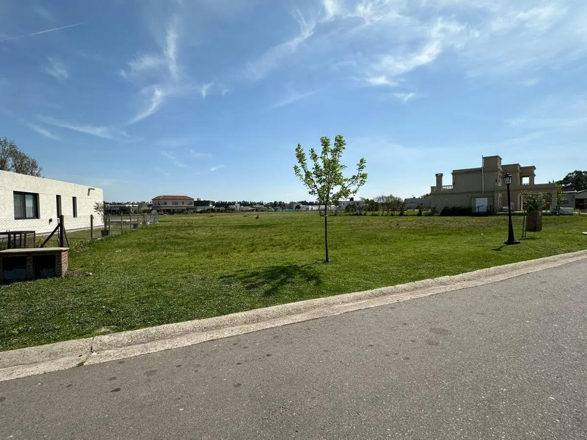 Terreno en venta - 803mts2 - Santa Inés, Luján 4