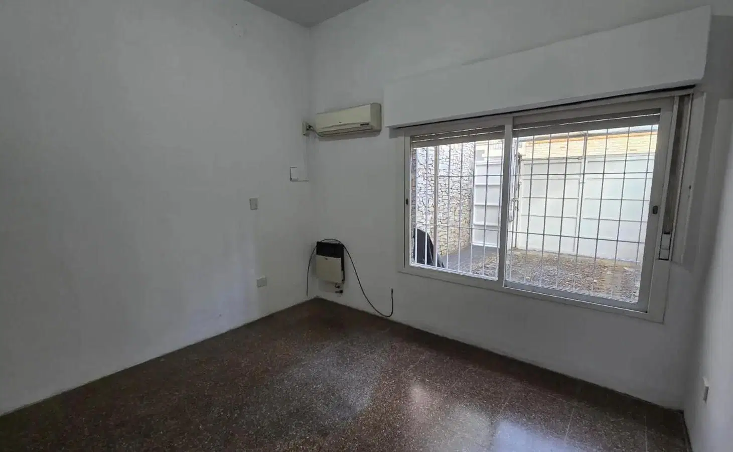 PH en venta - 3 Dormitorios 2 Baños - Parque Chas 4