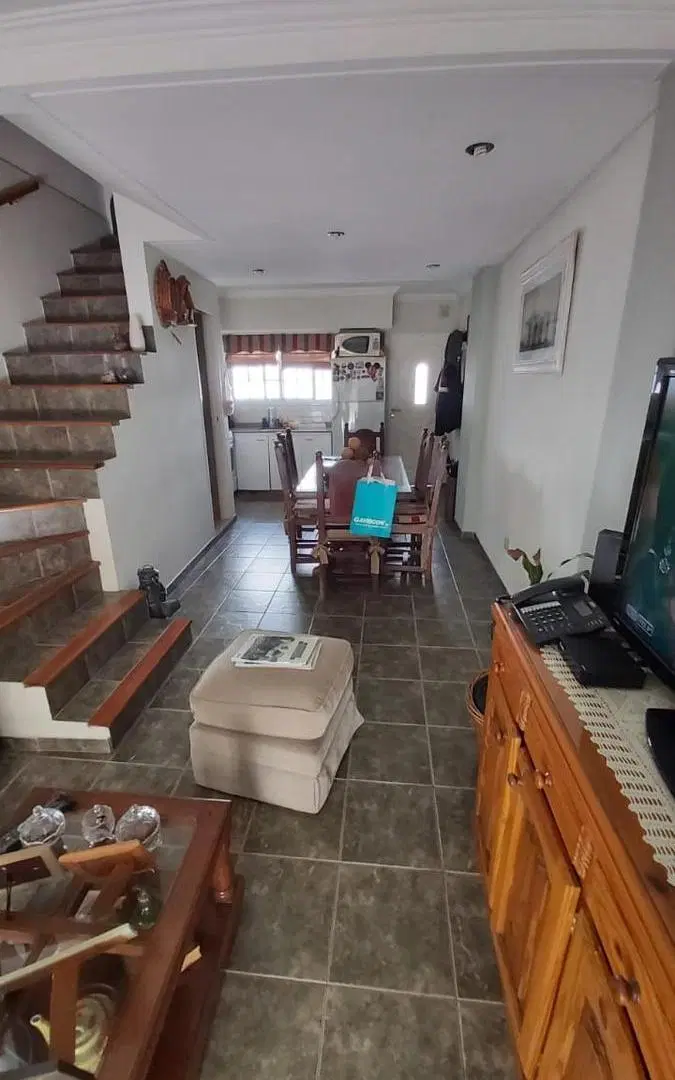 Triplex en venta - 2 Dormitorios 2 Baño - 88,09mts2 - Ramos Mejia 2