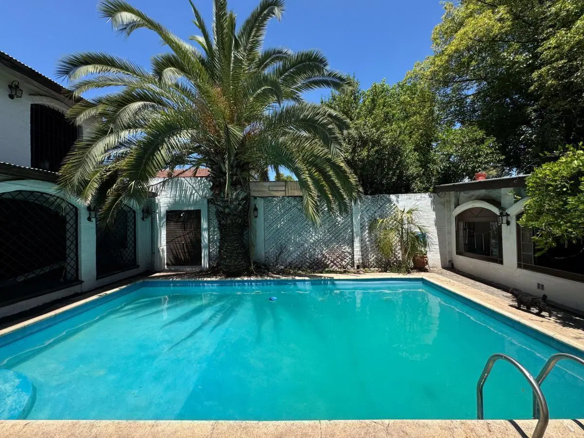 Casa en venta - 5 Dormitorios 5 Baños - 700Mts2 - La Unión 4