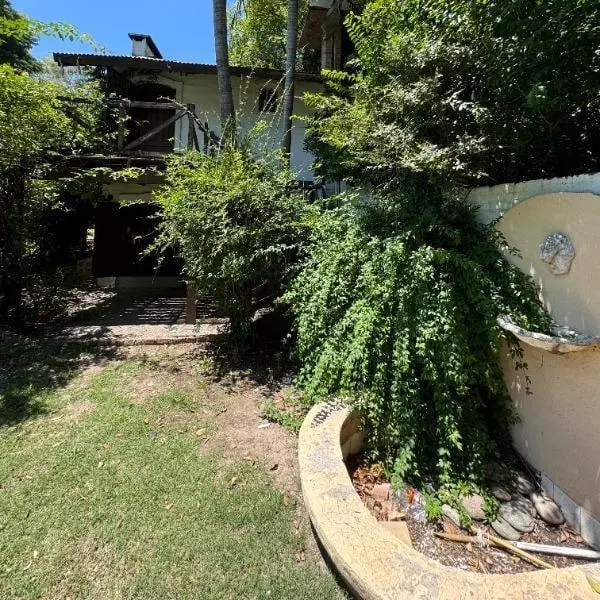 Casa en venta - 5 Dormitorios 5 Baños - 700Mts2 - La Unión 2