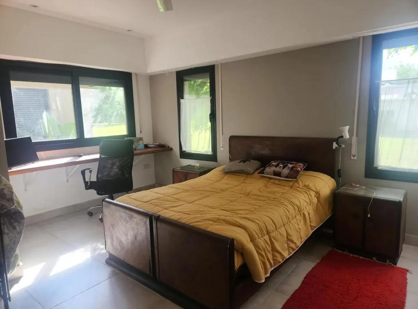 Casa en venta - 4 Dormitorios 3 Baños - Carlos Keen 3