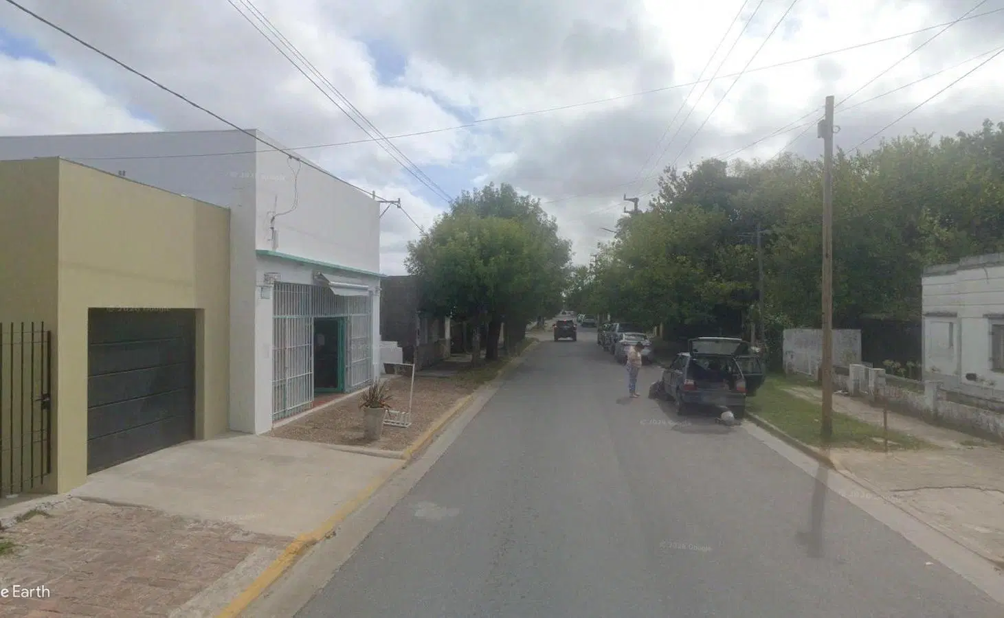 Casa en venta - 2 dormitorios 2 baños -597mts2 totales - Magdalena 3