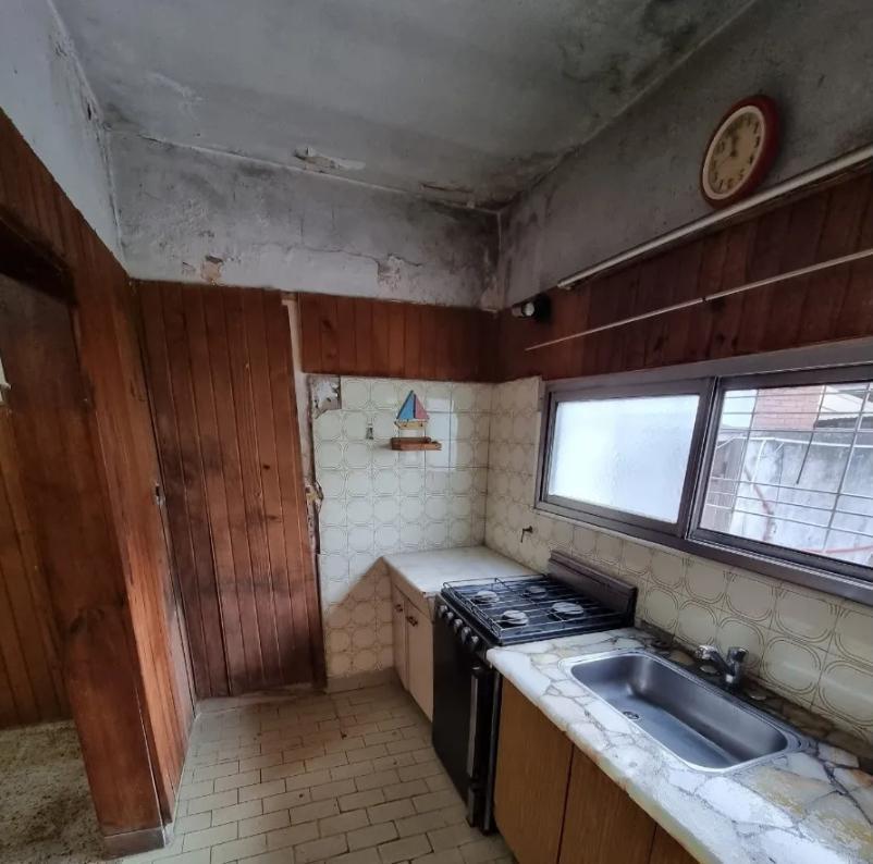 Foto de Casa en venta - 2 dormitoritos 1 baño - 118mts2 - Bernal Oeste, imagen 4