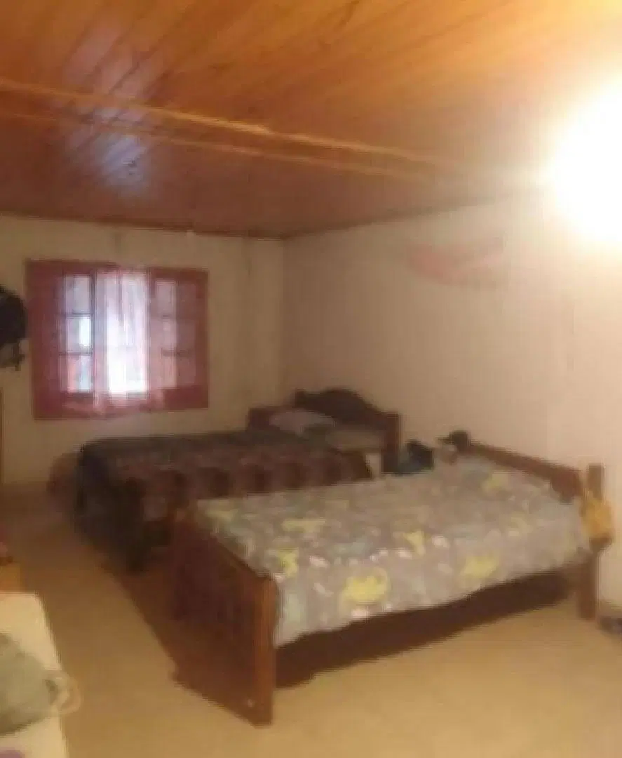 Casa en venta - 2 Dormitorios 2 Baños - Corrientes 8