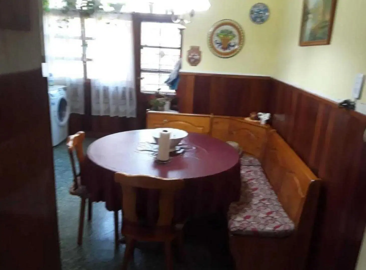 Casa en venta - 3 dormitorios 3 baños - 256mts2 - Quilmes 1
