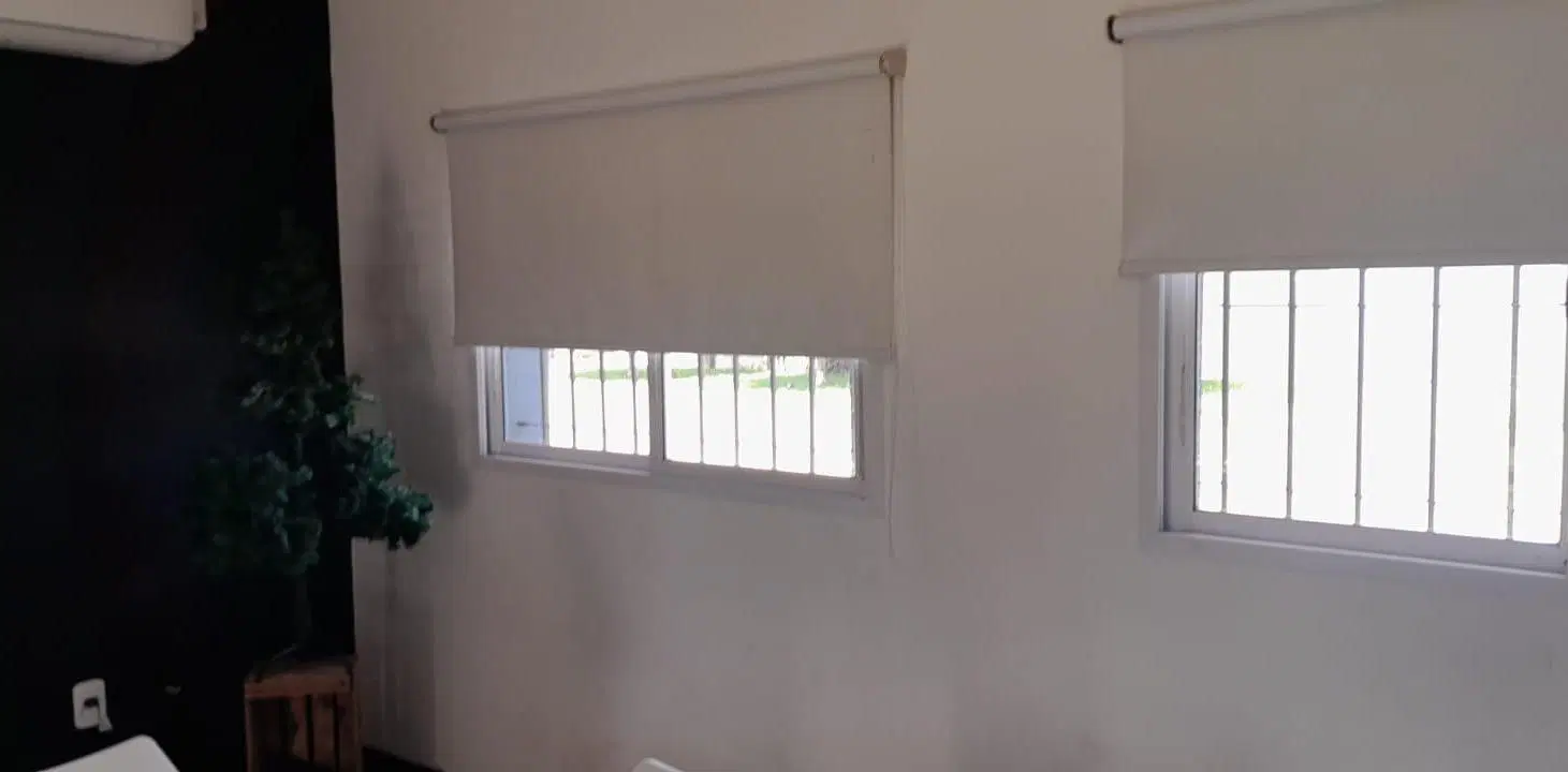 Casa en venta - 2 Dormitorios 1 Baño - Cochera - 380Mts2 - Chivilcoy 5