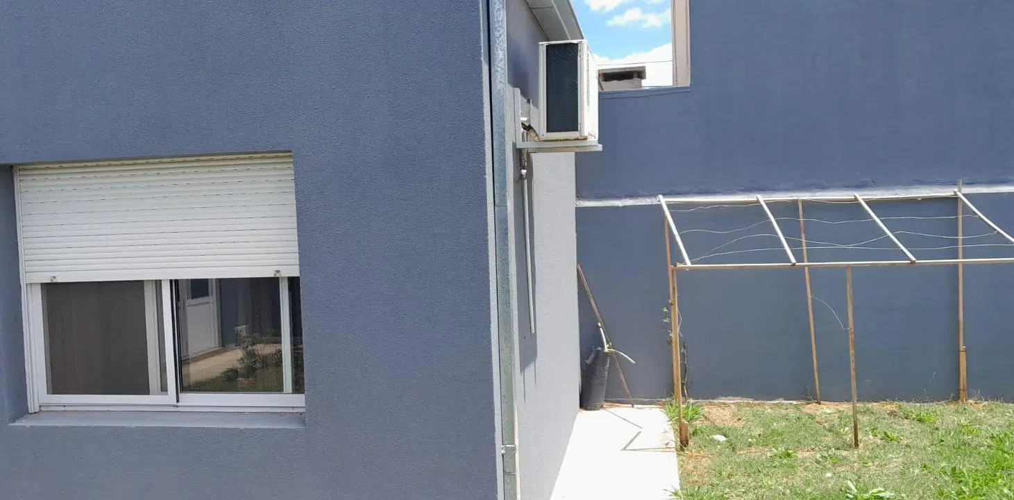 Casa en venta - 2 Dormitorios 1 Baño - Cochera - 380Mts2 - Chivilcoy 1