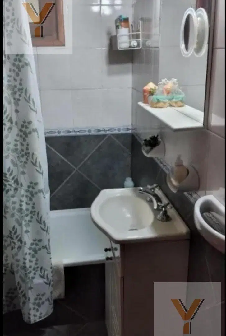 Casa en venta - 2 Dormitorios 1 Baño - Mar del Plata 5