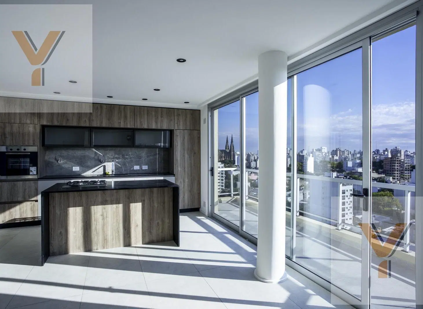TORRE KENT 5