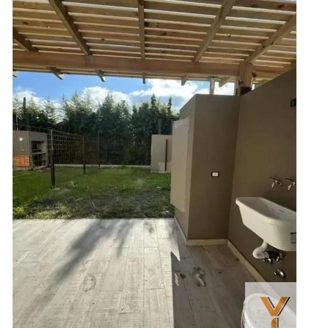 Casa en Alquiler - 2 Dormitorios 1 Baño - 75mts - Pilar 5