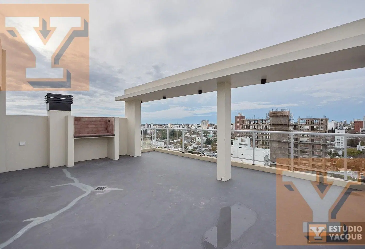 TORRE LYNDEN 5