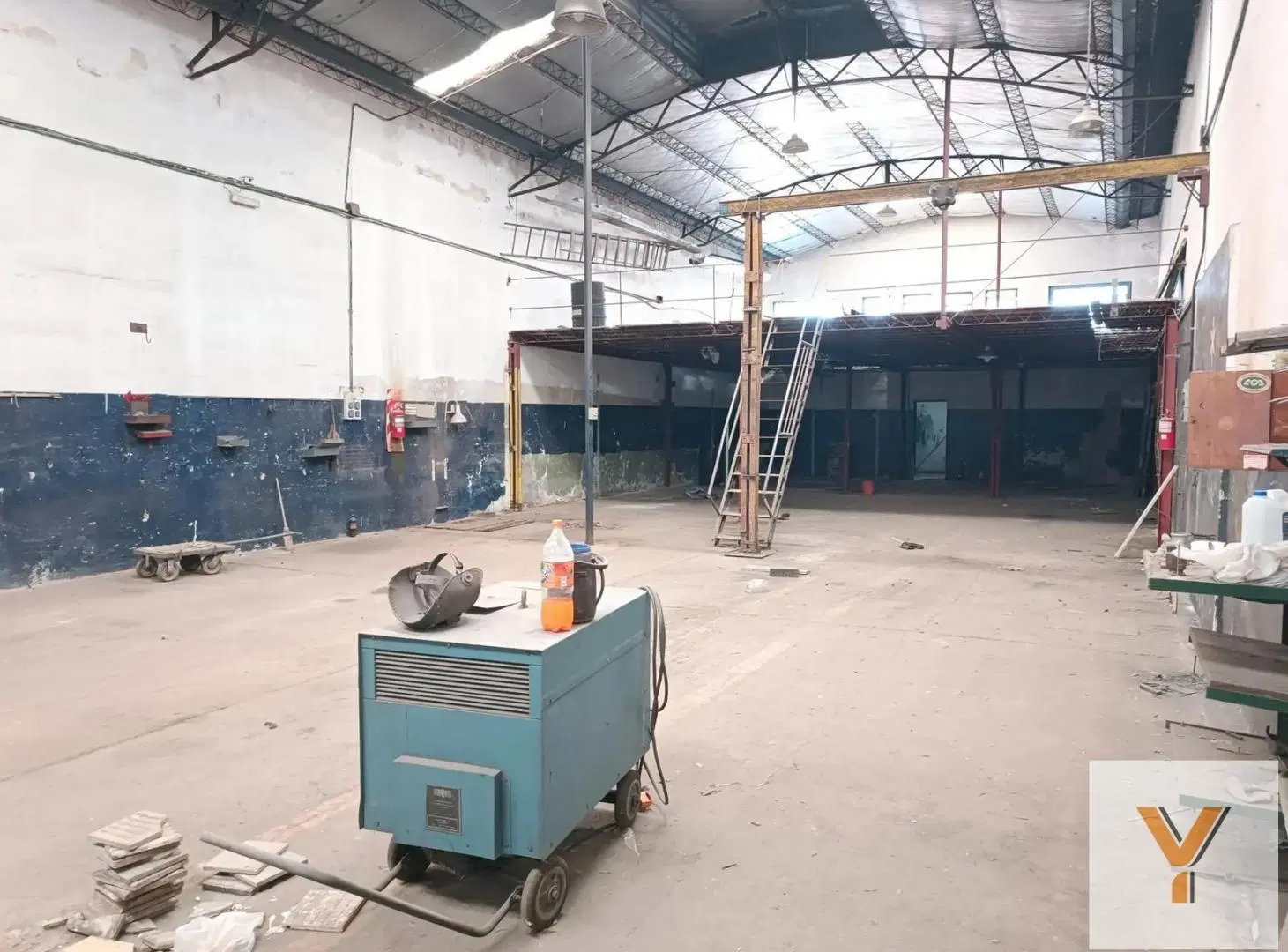 Depósito en Alquiler - 3 Baños - 500mts - Vicente López 5