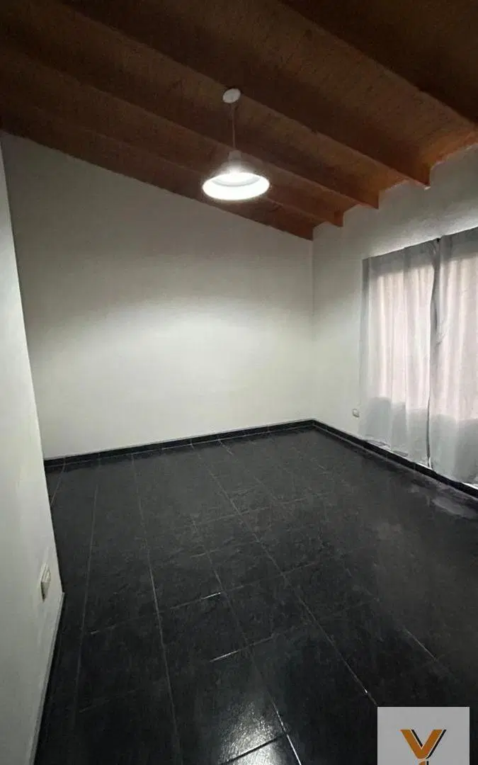 Casa en Alquiler - 2 Dormitorios 1 Baño - 550mts - La Plata 2