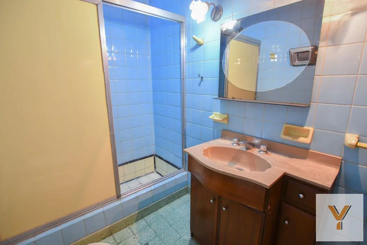 PH en venta - 3 Dormitorios 2 Baños - 160Mts2 - Los Hornos 1