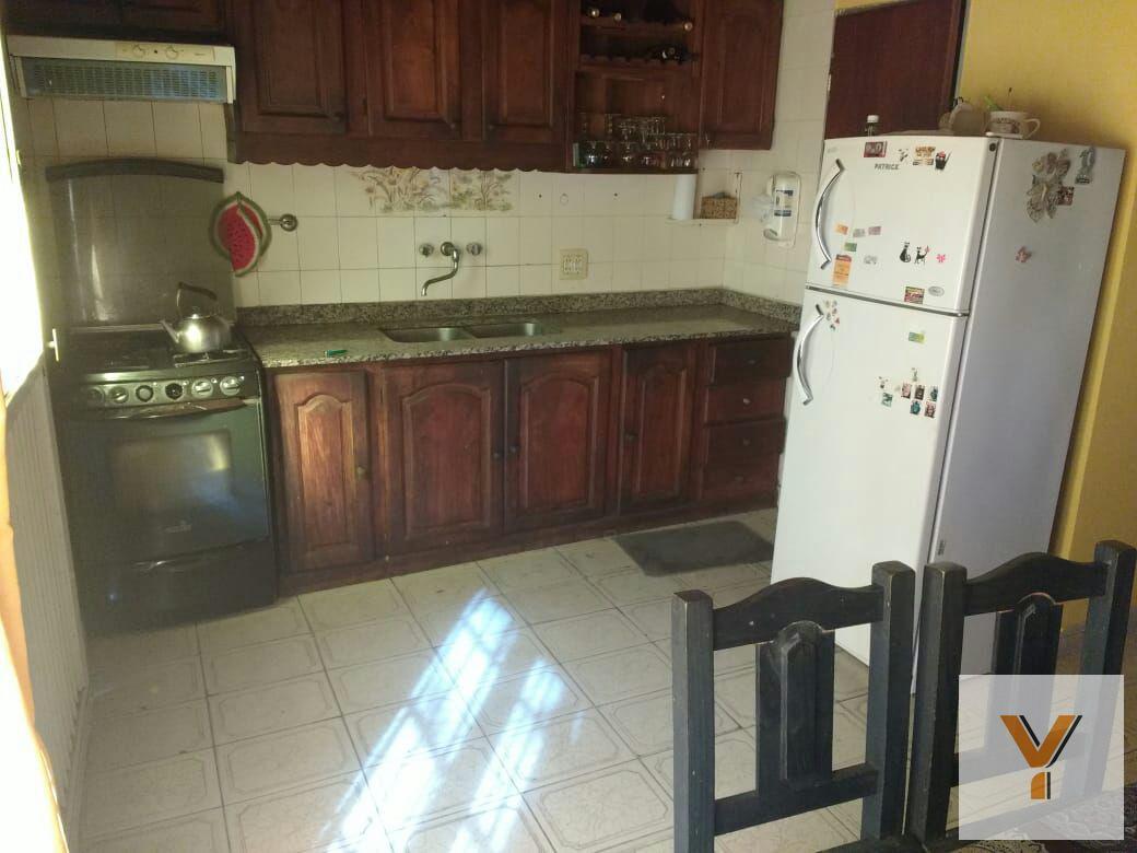 Foto de Casa en venta - 3 Dormitorios 2 Baños - 283Mts2 - La Plata, imagen 5