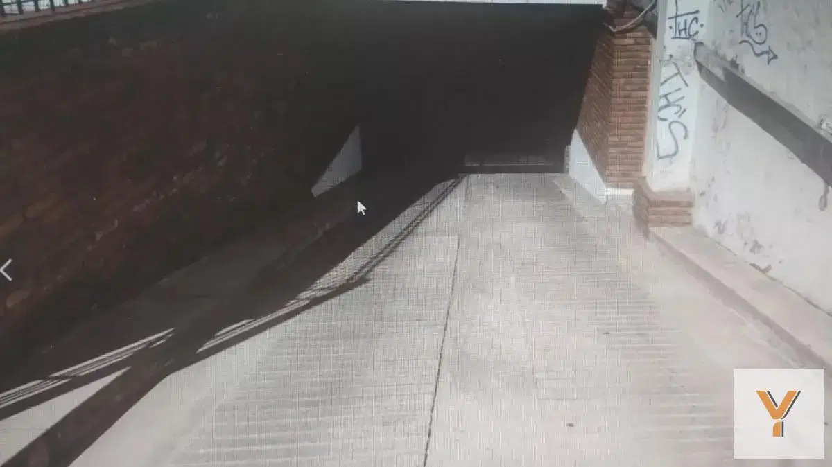Cochera en venta - 15Mts2 - Adrogué, Almirante Brown 2
