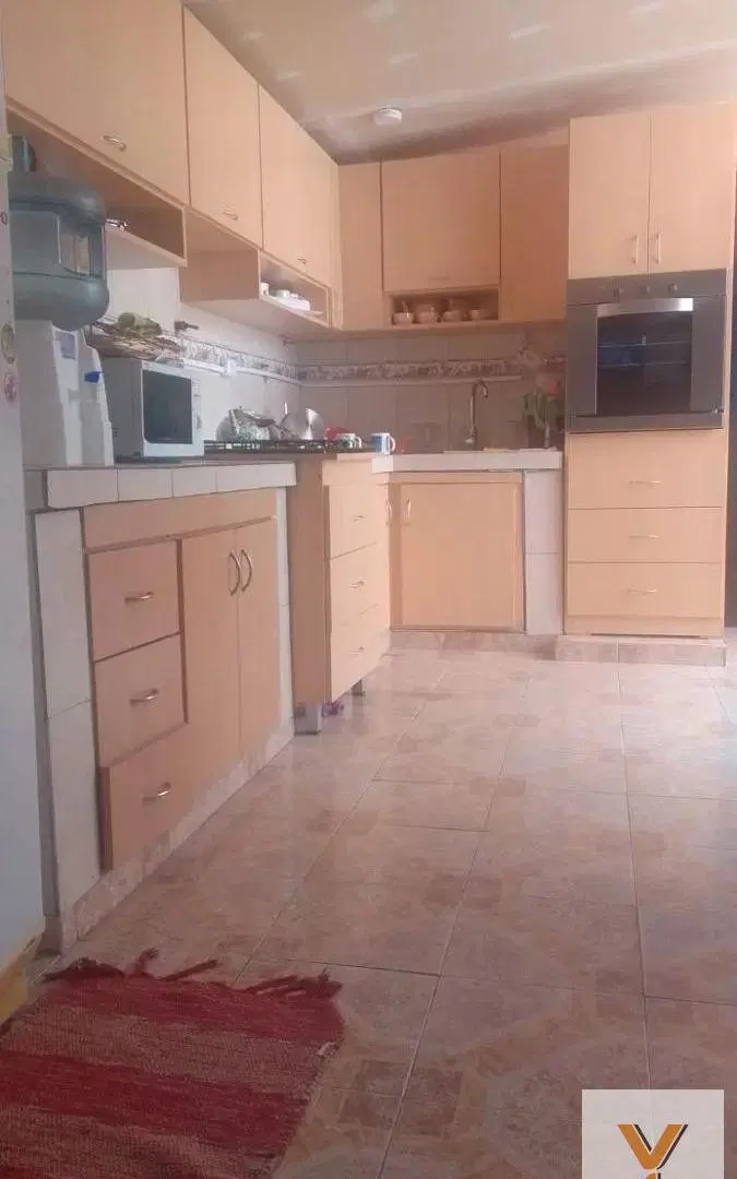 Casas en venta - 6 Dormitorios 3 Baños - 300Mts2 - Ezpeleta 5