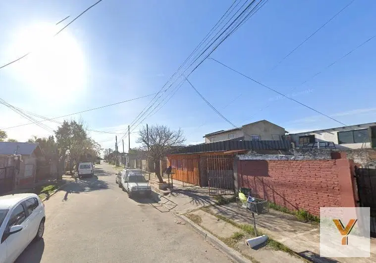 Casas en venta - 6 Dormitorios 3 Baños - 300Mts2 - Ezpeleta 3