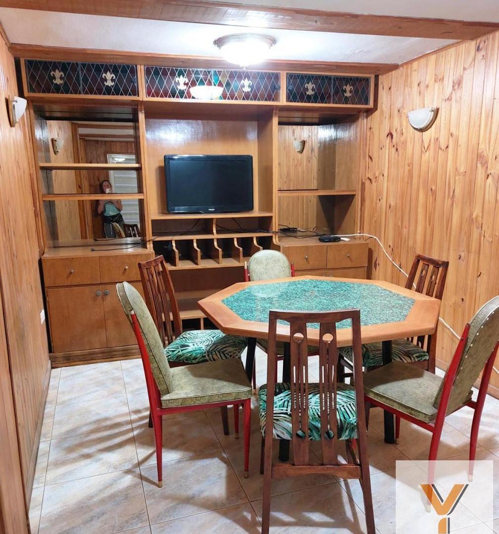 Foto de Casa en venta - 7 Dormitorios 3 Baños - 650Mts2 - Villa Carlos Paz, imagen 1