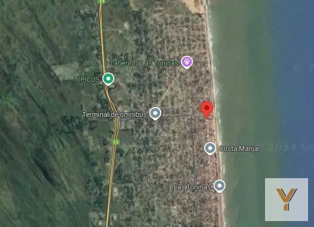 Edificio Comercial venta - 7 dormitorios 6 baños - 380mts2 totales - Las Toninas 5