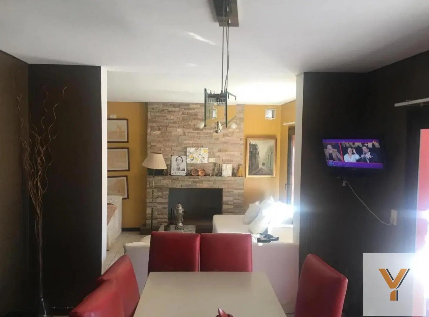 Casa en venta - 4 Dormitorios 4 Baños - Benavidez 2