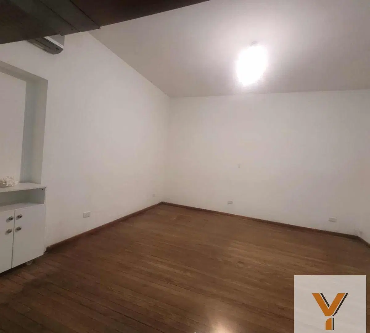 PH en venta - 4 Dormitorios 2 Baños - 135Mts2 - Villa Maipú 3
